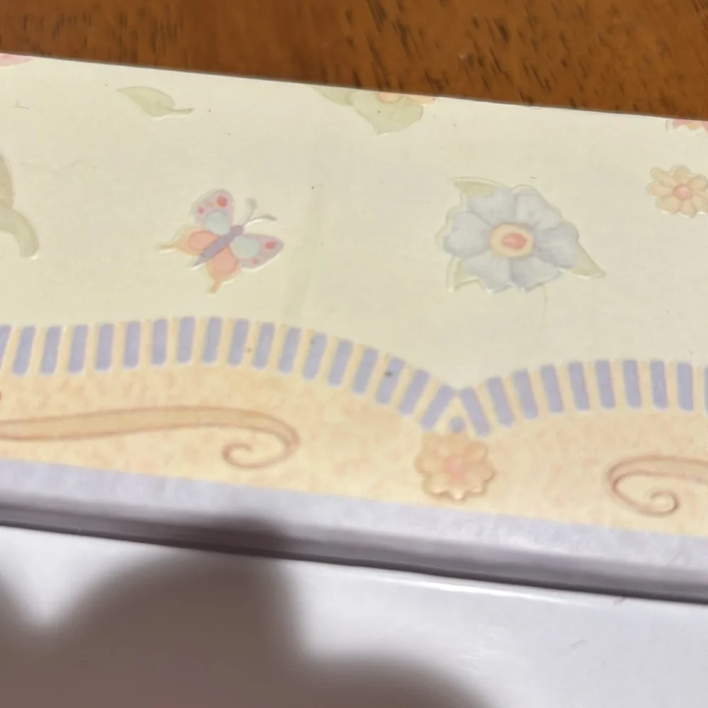 Vintage personalizable floral scrapbook
